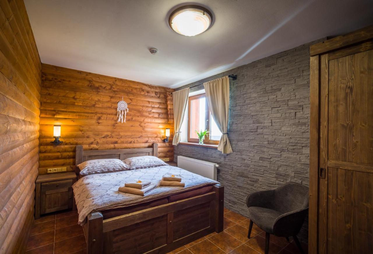 Отель Ranch Jestrebice Hermanicky Экстерьер фото