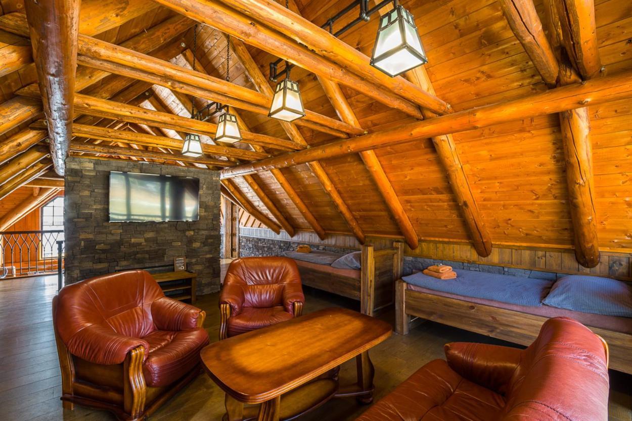 Отель Ranch Jestrebice Hermanicky Экстерьер фото